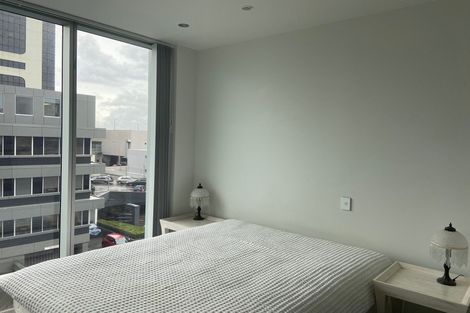 Photo of property in Sentinel Apartments, 403/3 Northcroft Street, Takapuna, Auckland, 0622
