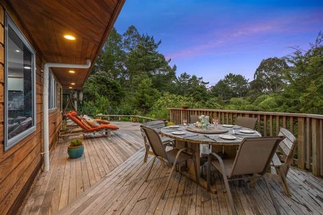 Photo of property in 70 Scott Road, Stanmore Bay, Whangaparaoa, 0932