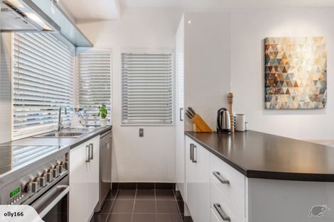 Photo of property in 14 Kirikiri Lane, East Tamaki, Auckland, 2013