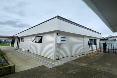 Photo of property in 10 Harania Avenue, Favona, Auckland, 2024