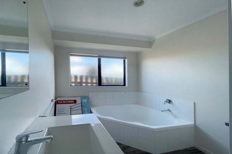 Photo of property in 257a Victoria Street West, Pukekohe, 2120