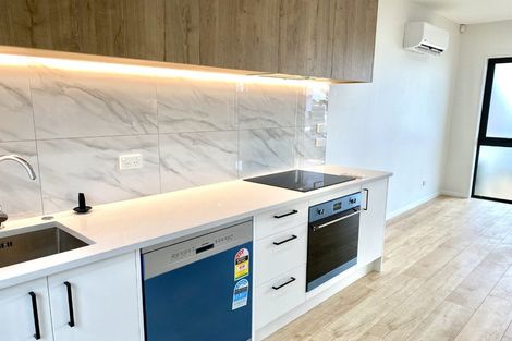 Photo of property in 8/6 Kereru Street, Henderson, Auckland, 0612