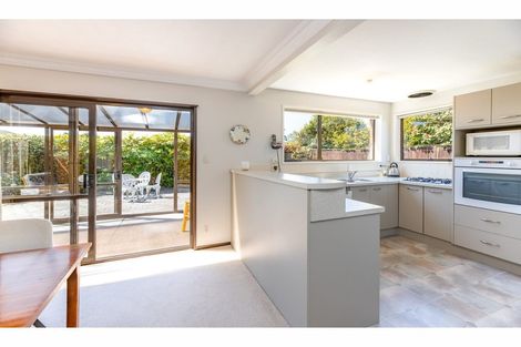 Photo of property in 24 Lodge Place, Ilam, Christchurch, 8041