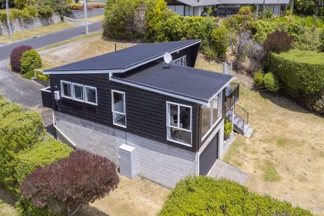 Photo of property in 51 Rainbow Drive, Rainbow Point, Taupo, 3330