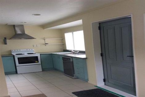 Photo of property in 19/43 Fruitvale Road, New Lynn, Auckland, 0600