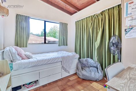 Photo of property in 1/3 Flavia Close, Torbay, Auckland, 0630