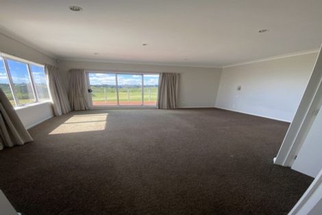 Photo of property in 17 Quedley Court, Eastern Beach, Auckland, 2012