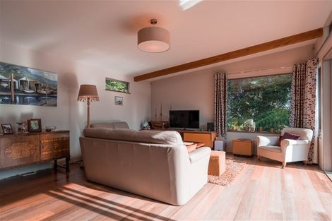 Photo of property in 17 Taumata Close, Paihia, 0200