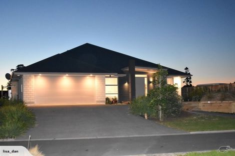 Photo of property in 40 Mariners Haven, One Tree Point, 0118