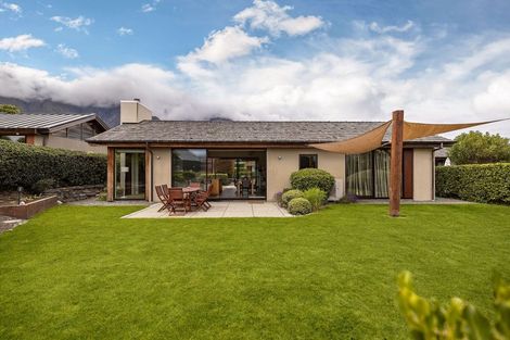Photo of property in 5 Glengarry Court, Jacks Point, Queenstown, 9371