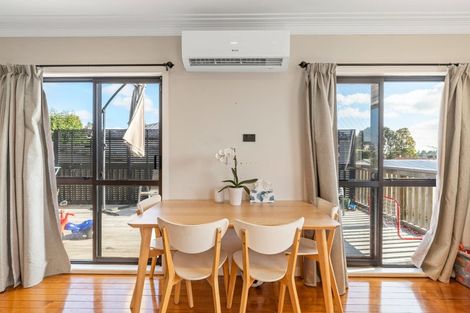 Photo of property in 33a Glengarry Road, Glen Eden, Auckland, 0602