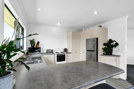 Photo of property in 3a Meade Place, Bell Block, New Plymouth, 4312