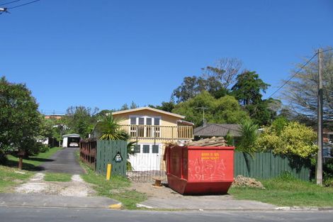 Photo of property in 2/18 Glenvar Road, Torbay, Auckland, 0630