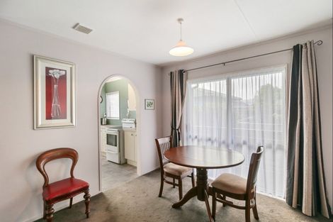 Photo of property in 21a Chester Street, Levin, 5510