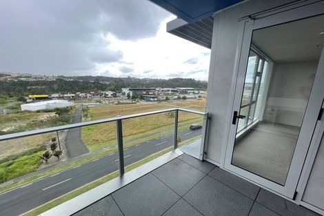 Photo of property in 604/27 Don Mckinnon Drive, Albany, Auckland, 0632