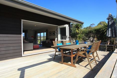 Photo of property in 6 Harakeke Place, Raglan, 3225