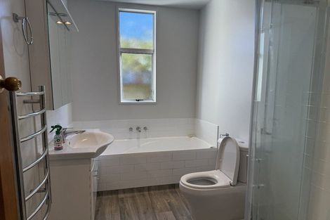 Photo of property in 42 Winton Street, St Albans, Christchurch, 8014