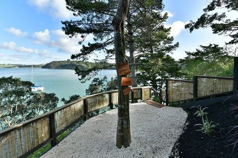 Photo of property in 254 Wade River Road, Wade Heads, Whangaparaoa, 0932