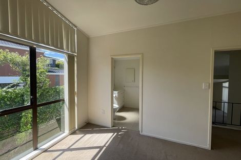 Photo of property in 74 Stanaway Street, Hillcrest, Auckland, 0627