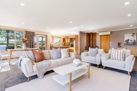 Photo of property in 27 Eglinton Street, Winton, 9720