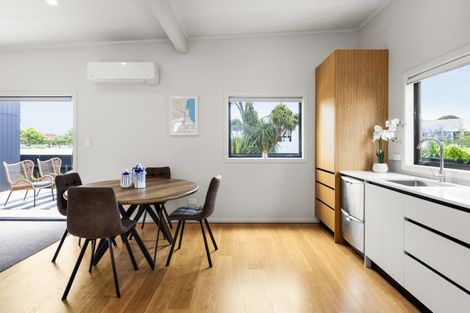 Photo of property in 9a Barton Avenue, Marewa, Napier, 4110