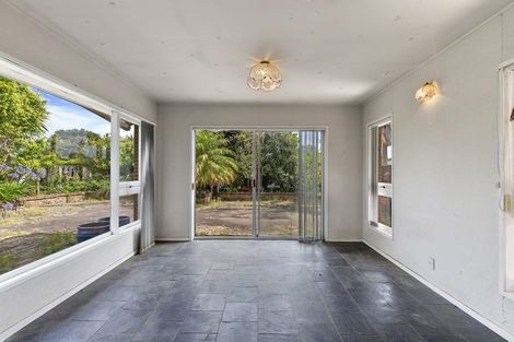 Photo of property in 35 Meadway, Sunnyhills, Auckland, 2010