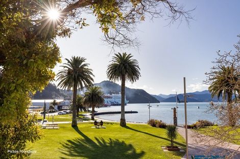 Photo of property in Oxleys Rock Apartments, 303/6 London Quay, Picton, 7220