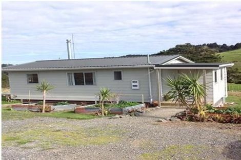 Photo of property in 15 Wairere Valley Road, Paparoa, 0571