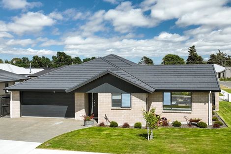 Photo of property in 2 Caproni Road, Burleigh, Blenheim, 7201