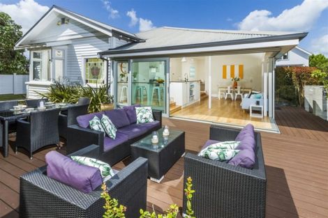 Photo of property in 1d Eversleigh Road, Belmont, Auckland, 0622