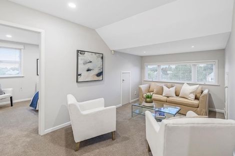 Photo of property in 9 Korau Road, Greenlane, Auckland, 1051