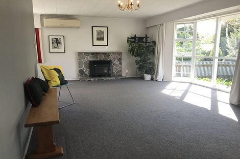 Photo of property in 14 Papawai Road, Greytown, 5712