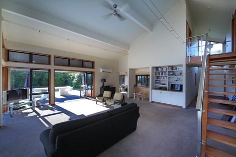 Photo of property in 8 Whakamoenga Point, Acacia Bay, Taupo, 3385