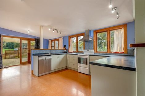 Photo of property in 99 Rowes Road, Hunterville, 4785