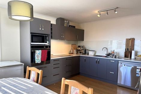 Photo of property in 19 Tomkins Street, Green Island, Dunedin, 9018