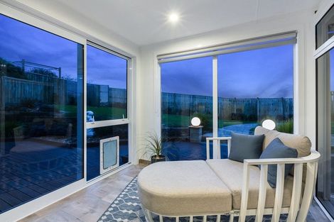 Photo of property in 80 Te Puia Drive, Aotea, Porirua, 5024