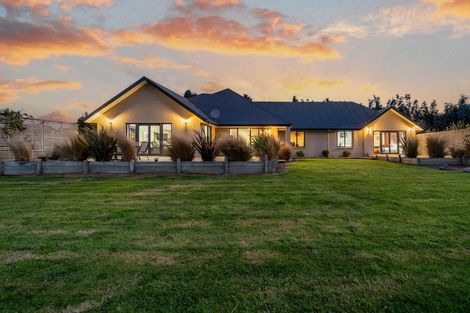 Photo of property in 121 Mason Road, Seaward Bush, Invercargill, 9871