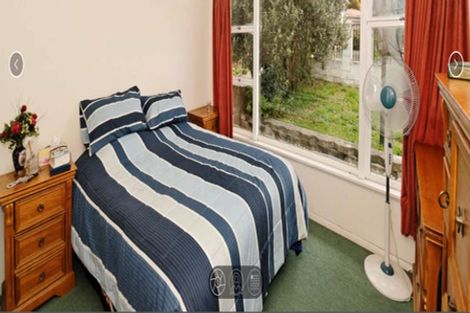 Photo of property in 35 Longburn Road, Henderson, Auckland, 0610