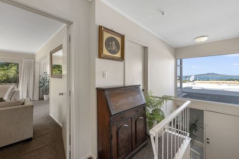 Photo of property in 1/2 Prospect Terrace, Milford, Auckland, 0620