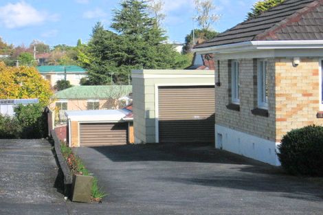 Photo of property in 2/32 Russell Road, Manurewa, Auckland, 2102