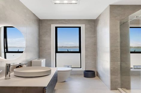 Photo of property in 47c Takutai Avenue, Half Moon Bay, Auckland, 2012