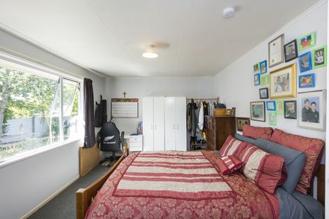 Photo of property in 9 Fox Place, Cloverlea, Palmerston North, 4412
