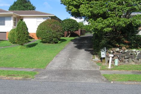 Photo of property in 2/11 Ervine Place, Bucklands Beach, Auckland, 2014