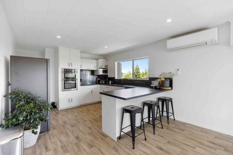 Photo of property in 91 Tamatea Road, Taupo, 3330