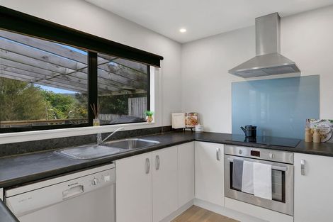 Photo of property in 29 Thomas Street, Stokes Valley, Lower Hutt, 5019