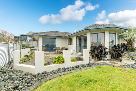 Photo of property in 14 Pointon Glade, Grandview Heights, Hamilton, 3200