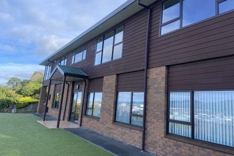 Photo of property in 17-19 Tirohanga Road, Tirohanga, Lower Hutt, 5010