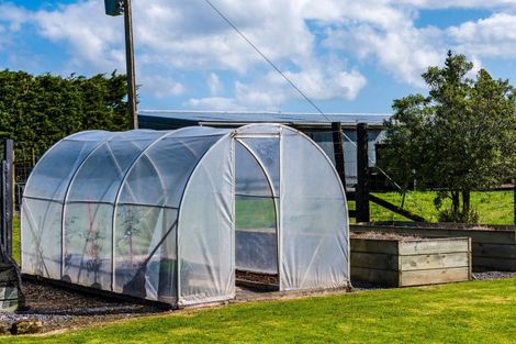 Photo of property in 10 Four Mile Creek Road, Te Houka, Balclutha, 9273