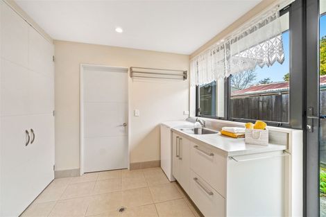 Photo of property in 51 Kirkwood Avenue, Upper Riccarton, Christchurch, 8041