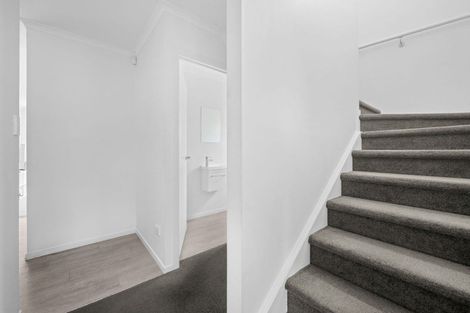 Photo of property in 4/56 Sandwich Road, Saint Andrews, Hamilton, 3200